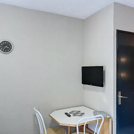 Lumineux Proche Centre-ville Et Thermes, Balcon, Parking, Animaux Acceptes - Fr-1-451-211 Lamalou-les-Bains